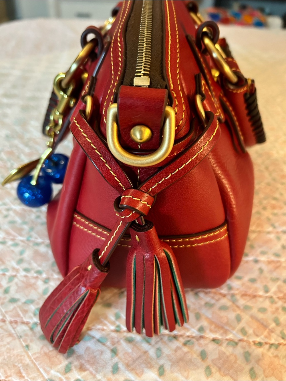 Dooney & Bourke Red Florentine Medium Mail Satchel, excellent used condition - Picture 2 of 15